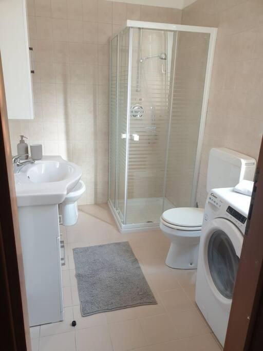 Piazza Garibaldi Eleganti Suite Con Sauna Udine Buitenkant foto